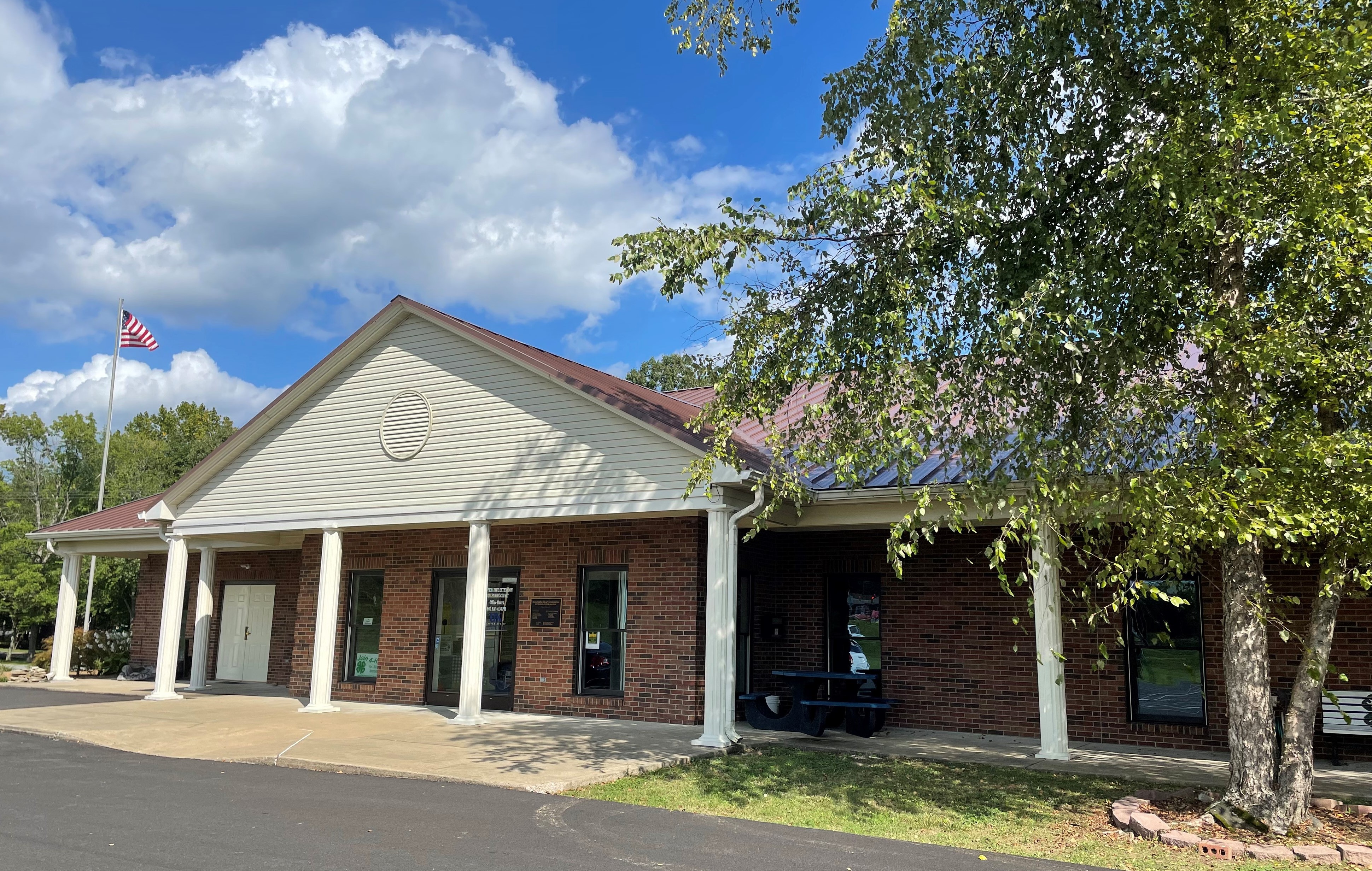 Muhlenberg County Cooperative Extension Service Building